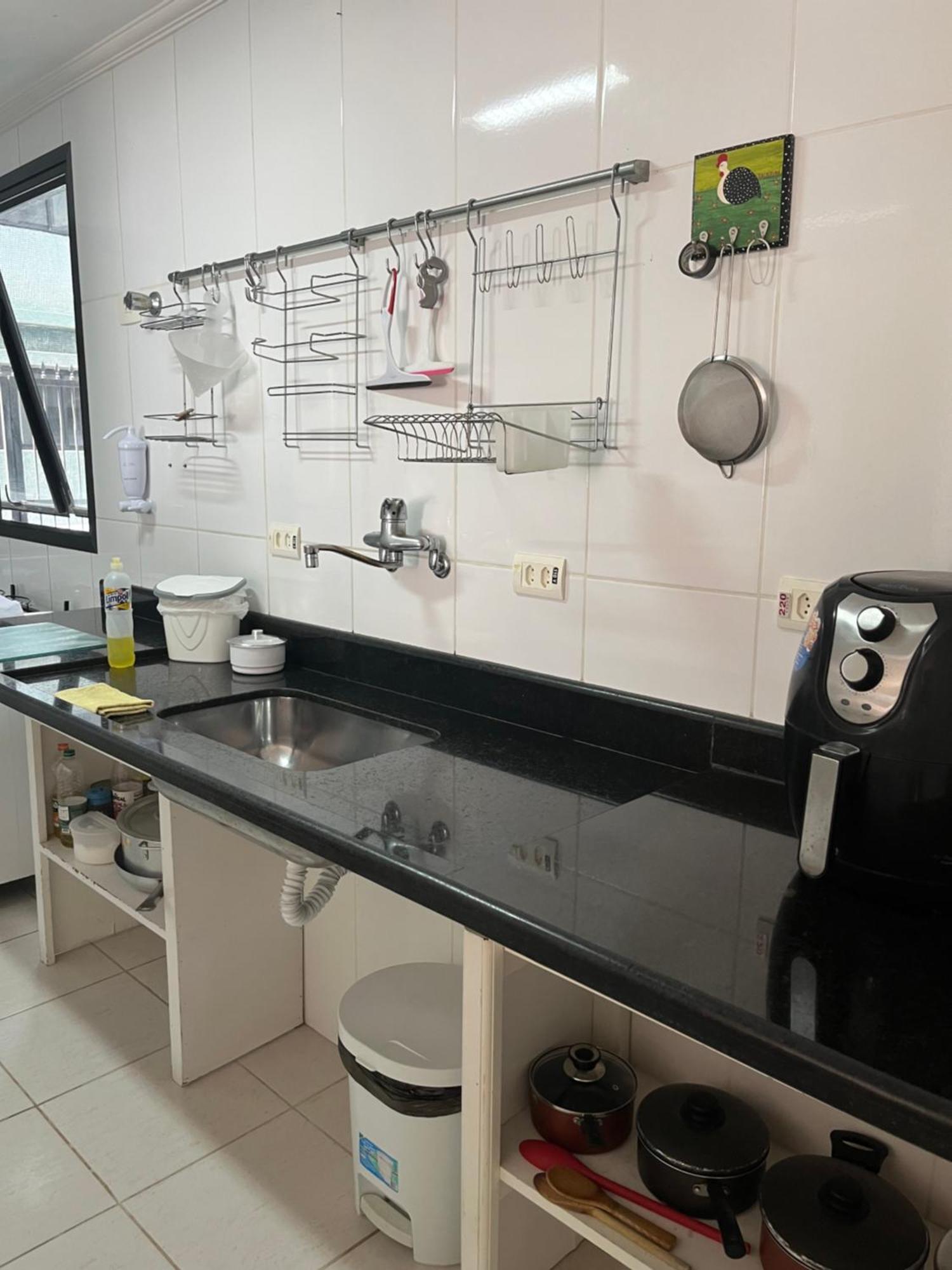 Apartamento Amplo A Menos De 400 Metros Da Praia Localizado Proximo A Praca Da Brunella, Area Nobre Do Guaruja. Buitenkant foto